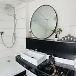 Appartement Ferienhaus Doina / Ferienwohnung Nr.1 *